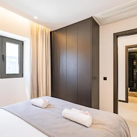 Casa Albatroz - Com Rooftop E Jacuzzi Em Willa Albufeira