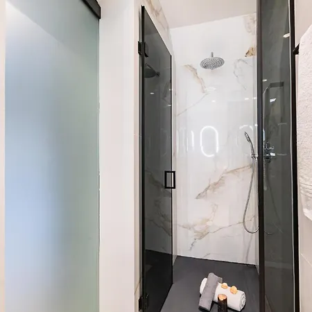 Casa Albatroz - Com Rooftop E Jacuzzi Em * Albufeira