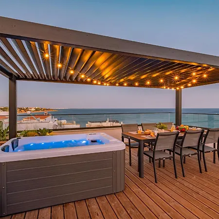 Casa Albatroz - Com Rooftop E Jacuzzi Em Willa