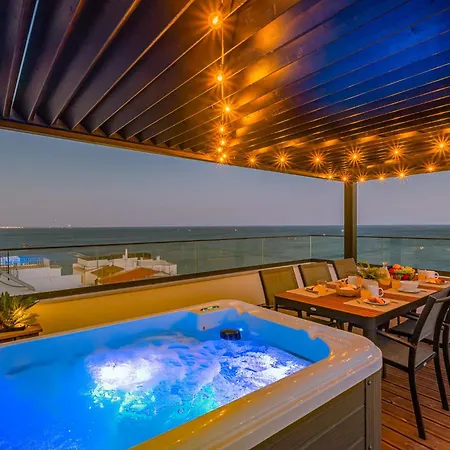 Casa Albatroz - Com Rooftop E Jacuzzi Em Willa *